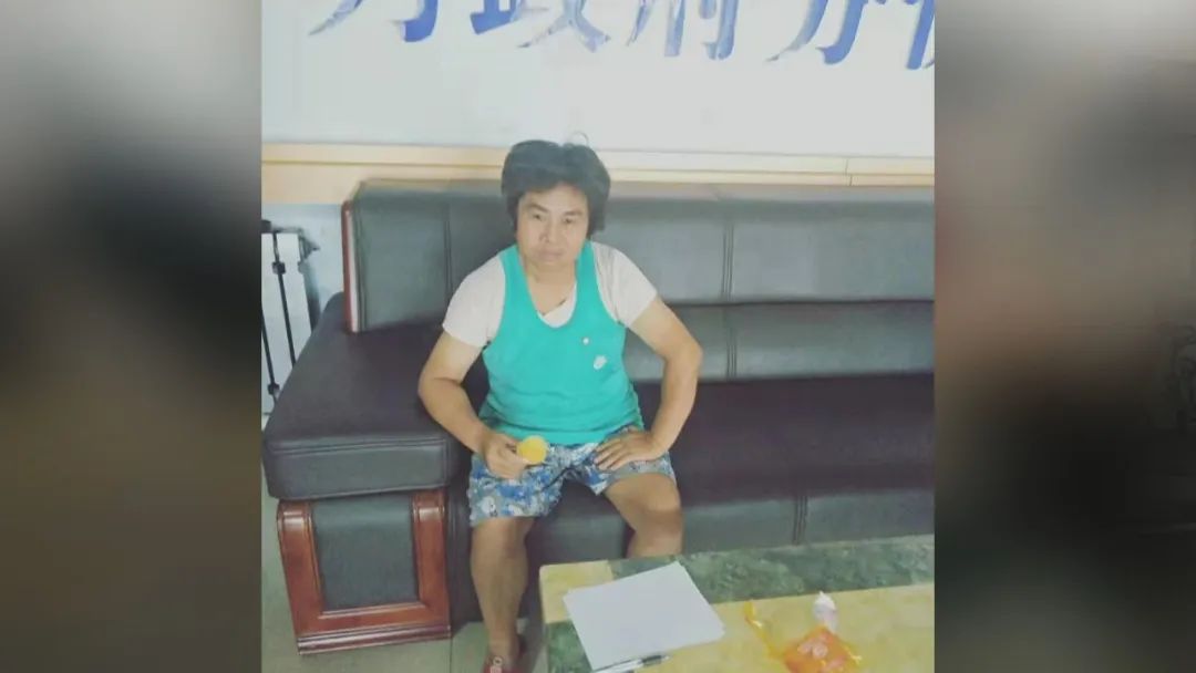 DƬ